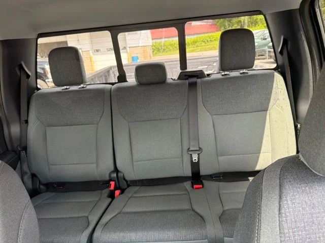 New 2026 Carbonized Gray Metallic Ford XLT image 28