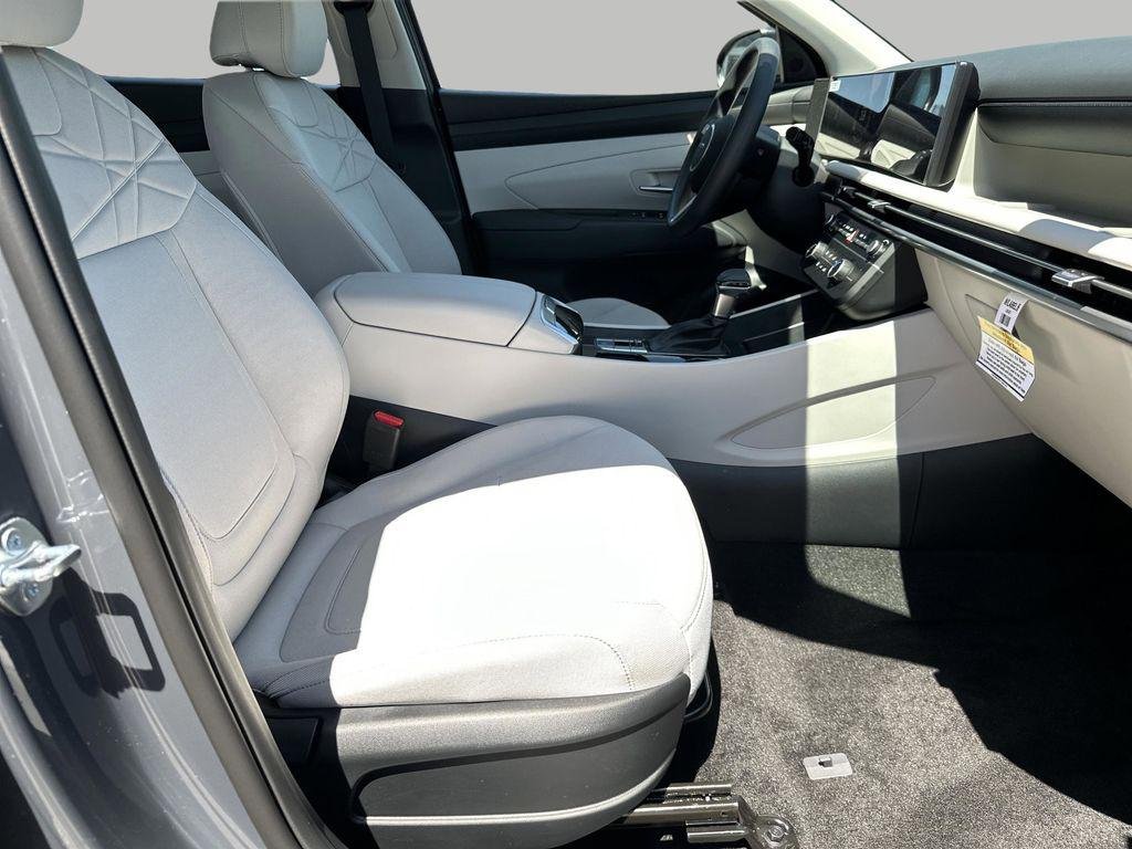 New 2026 Ecotronic Gray Hyundai SE FWD image 25