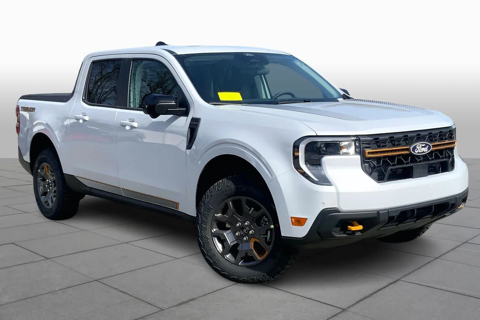 New 2026 Space White Metallic Ford Tremor image 19