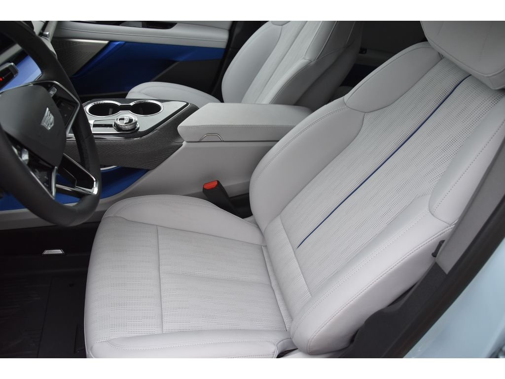 2026 Cadillac OPTIQ Premium Sport - Photo 12