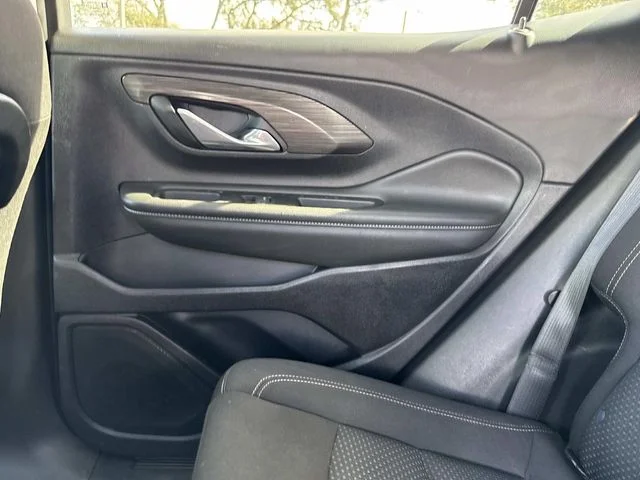 2024 GMC Terrain SLE - Photo 19