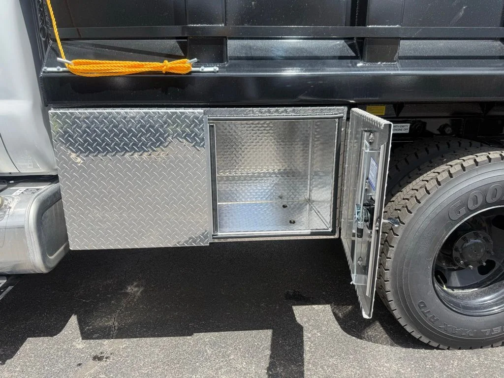 New 2025 Oxford White Ford F-750 SD Diesel Straight Frame image 34