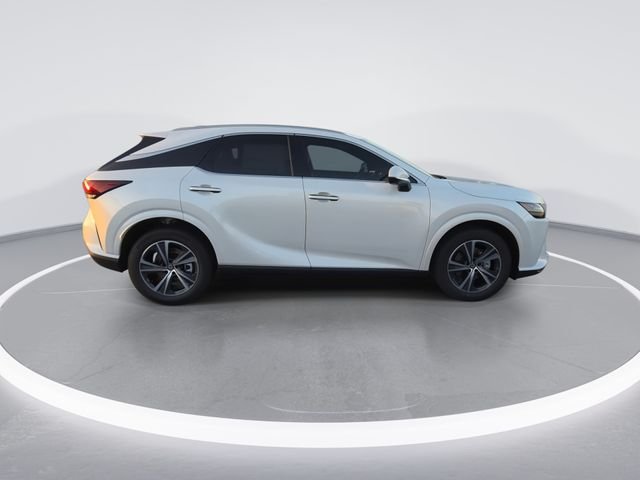 New 2026 Eminent White Pearl Lexus PREMIUM image 9