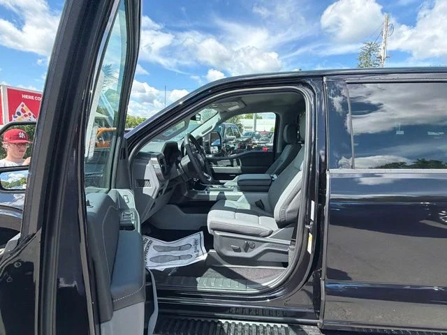 New 2026 Agate Black Metallic Ford XLT image 22