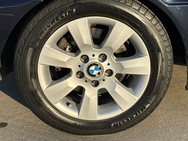 Used 2006  BMW 325Ci image 9