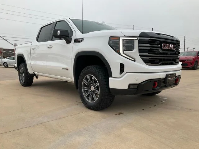 Used 2025 White GMC AT4 image 48