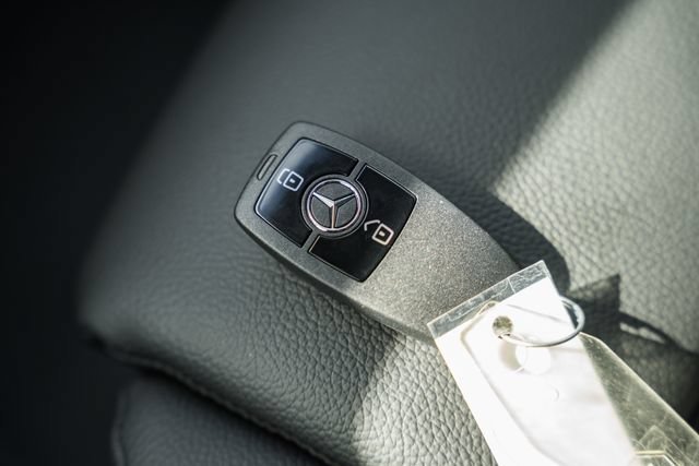 New 2026 Arctic White Mercedes-Benz Crew 144 WB image 84