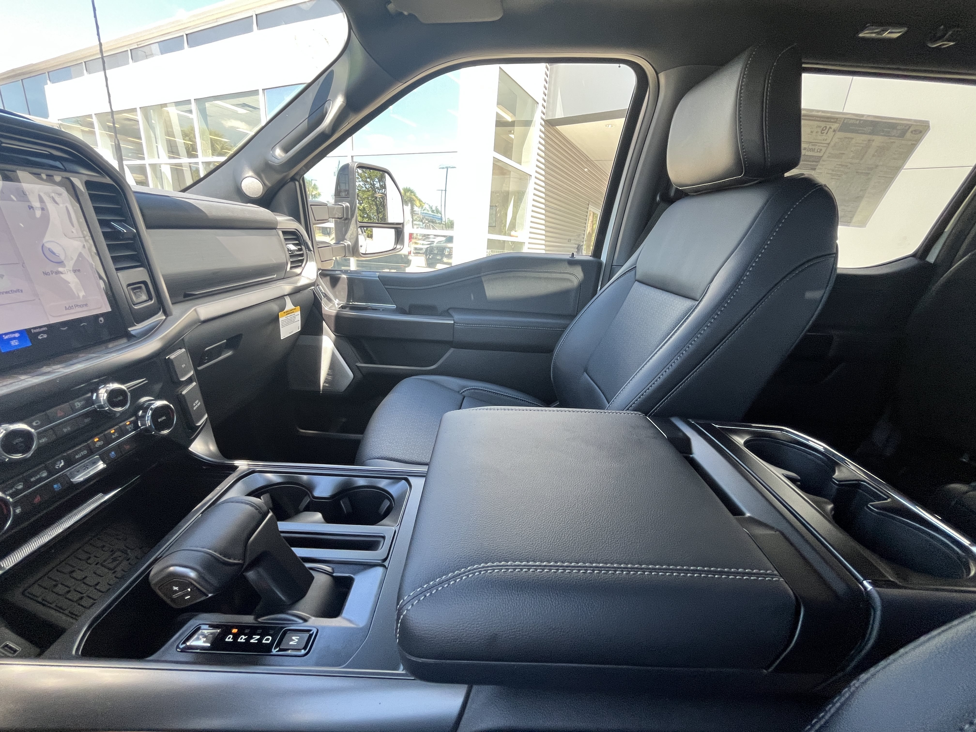 New 2026 Star White Metallic Tri-Coat Ford Lariat® image 18