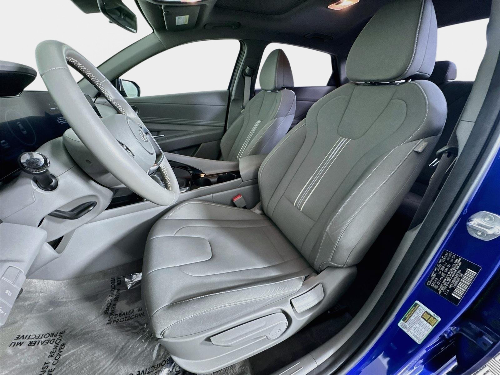 Used 2024 Intense Blue Hyundai SEL image 11