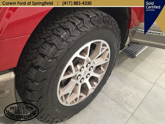 Used 2023 Rapid Red Metallic Tinted Clearcoat Ford King Ranch image 44
