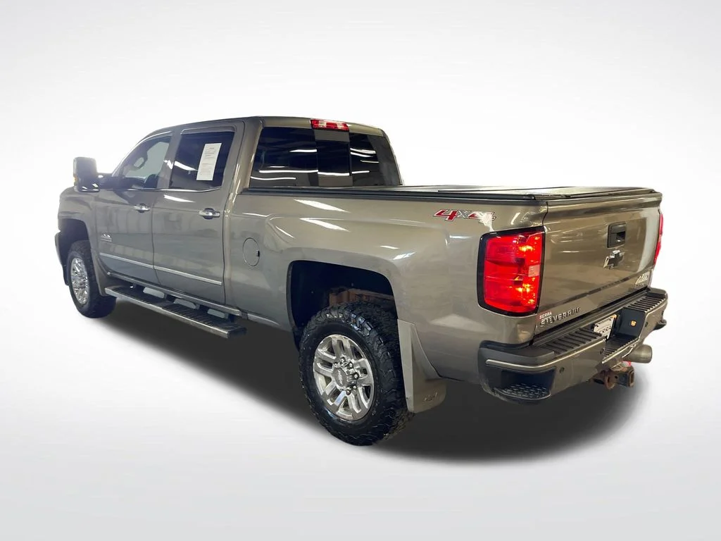 Used 2017 Gray Chevrolet High Country image 3