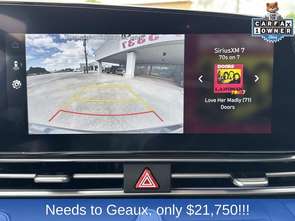 Used 2025 Gray Hyundai SEL Convenience image 45