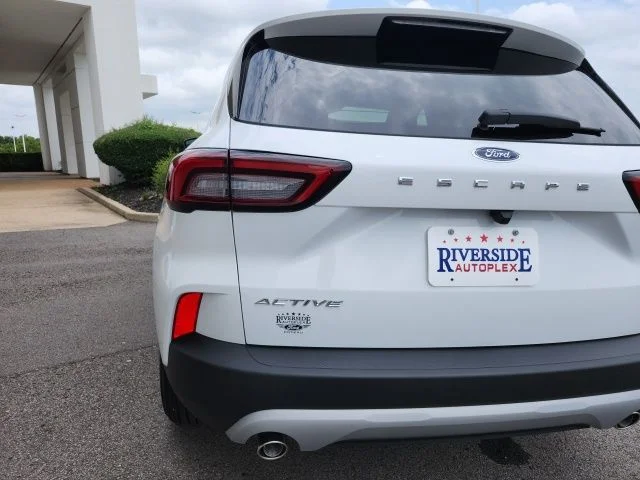 New 2026 Oxford White Ford Active® image 9