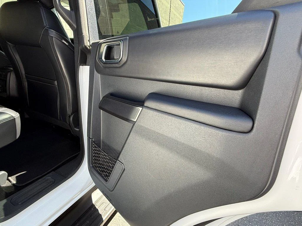 2025 Ford Bronco 4-Door Outer Banks - Photo 16