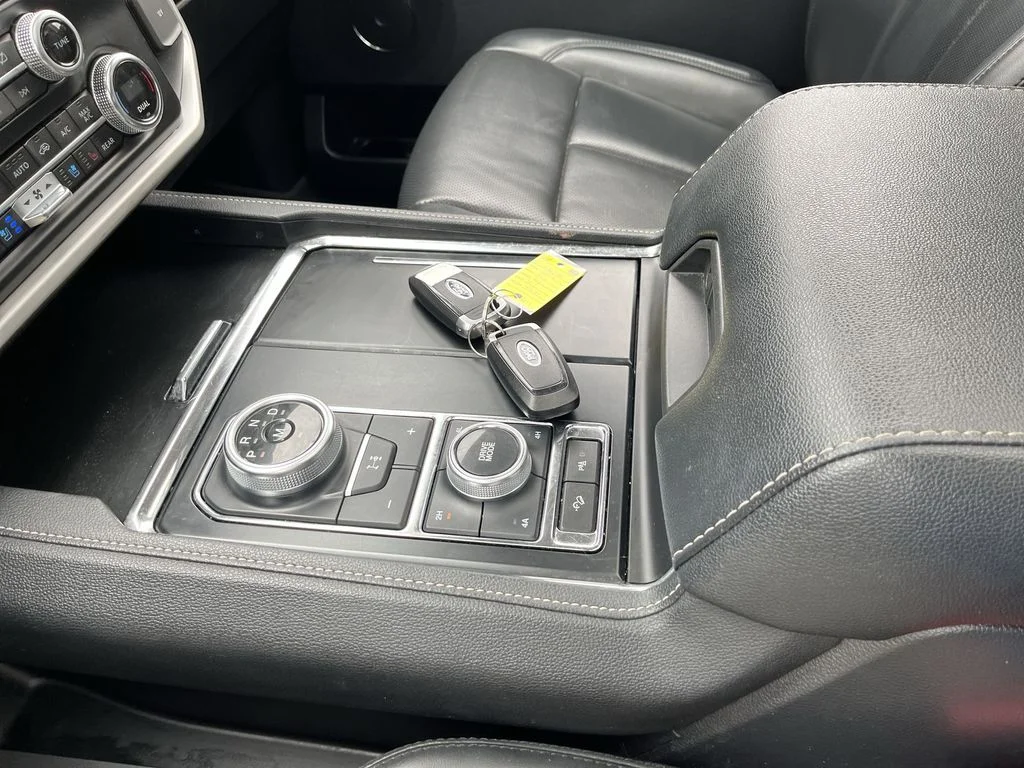 Used 2022 White Ford XLT image 21