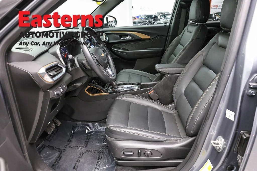 Used 2021 Gray Chevrolet ACTIV image 14