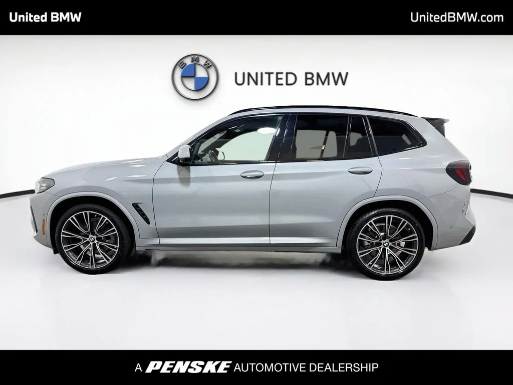 Used 2023 Brooklyn Grey Metallic BMW xDrive30i image 8