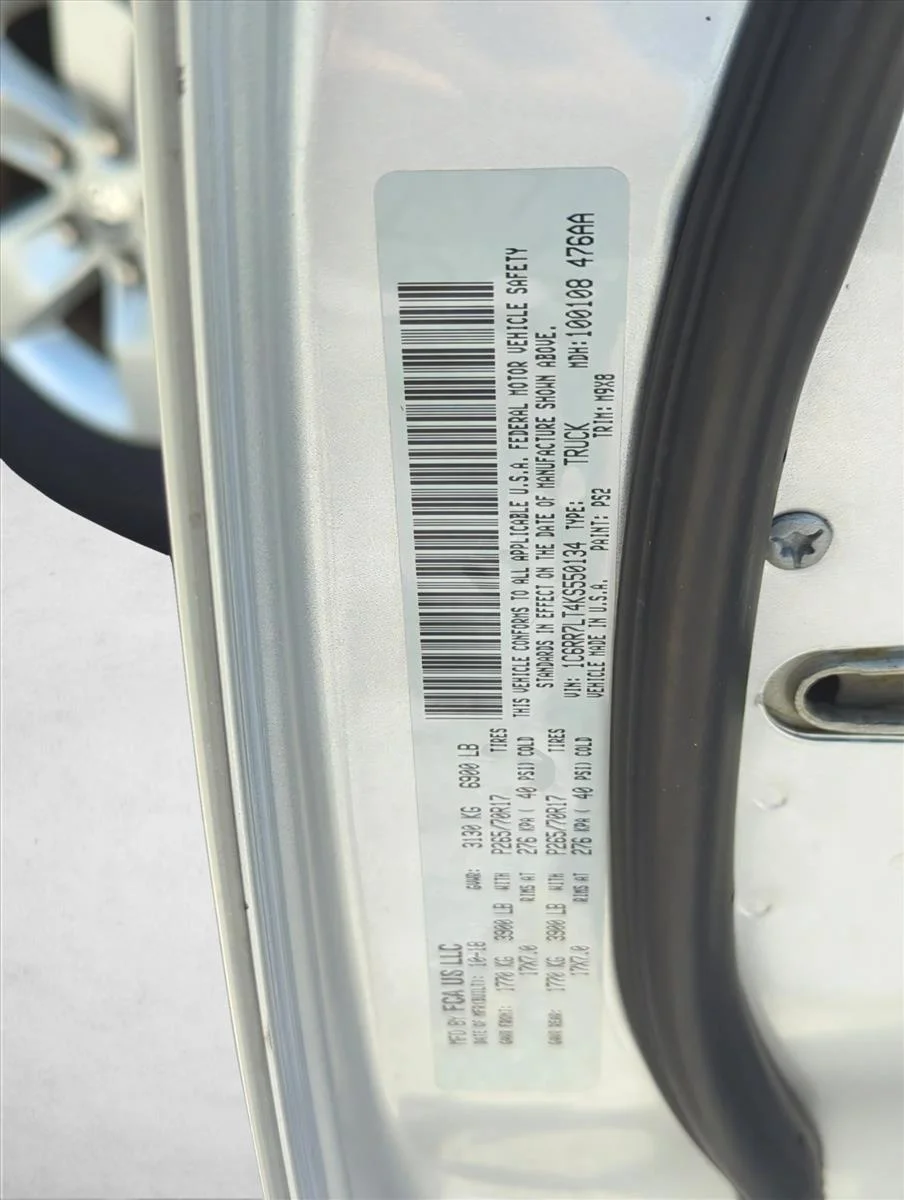 Used 2019 Bright Silver Metallic Clearcoat Ram SLT image 29