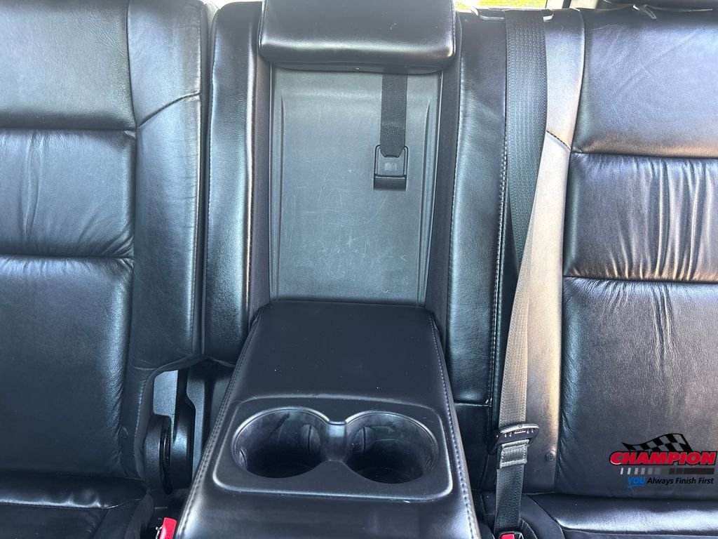 Used 2015 Black Jeep Limited image 26