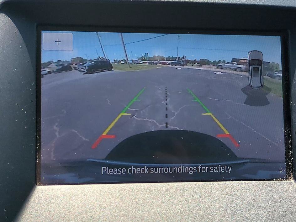 Used 2020 Black Ford SEL image 24