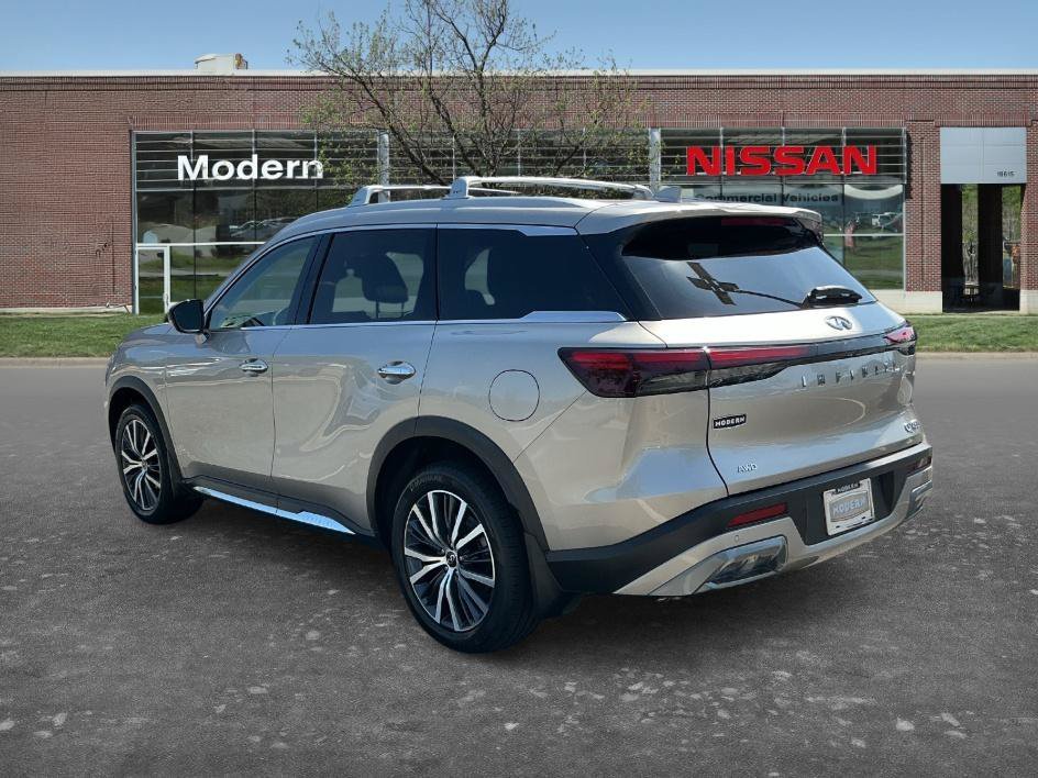 Used 2025 Warm Titanium INFINITI SENSORY image 2