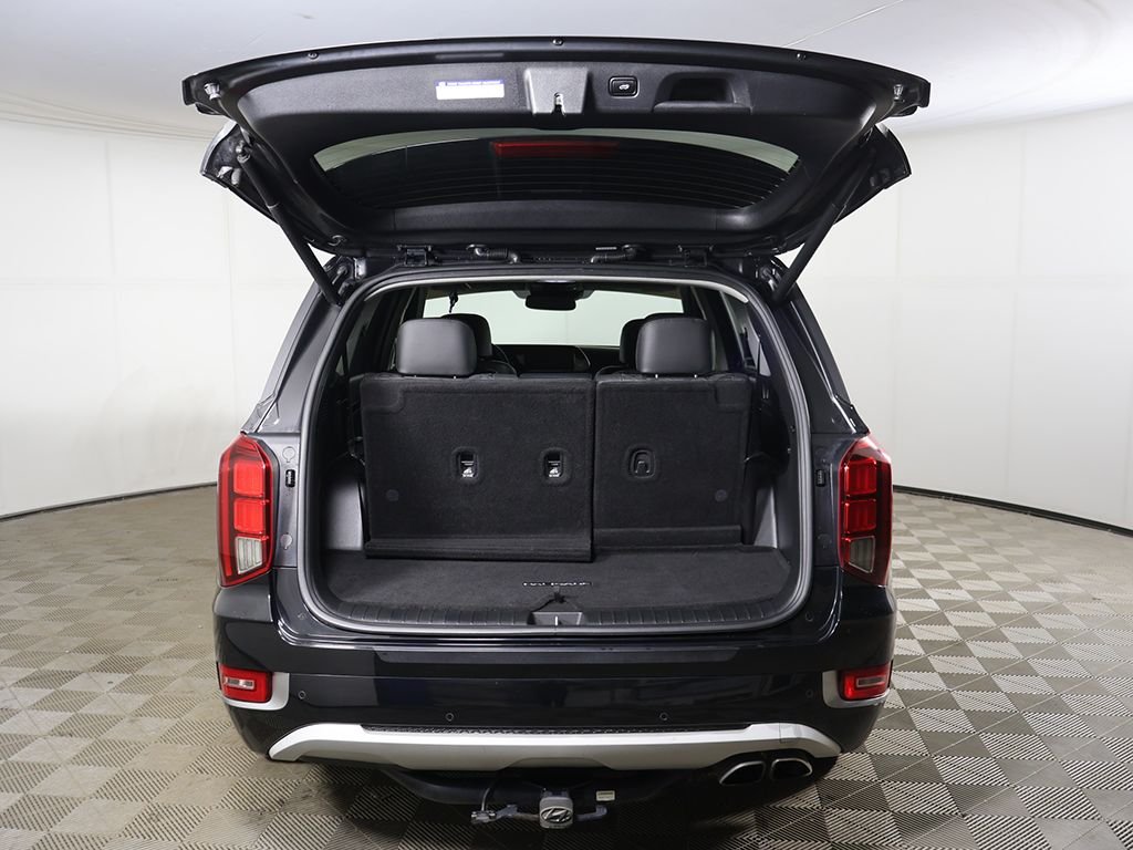 Used 2021 Black Hyundai Limited image 22