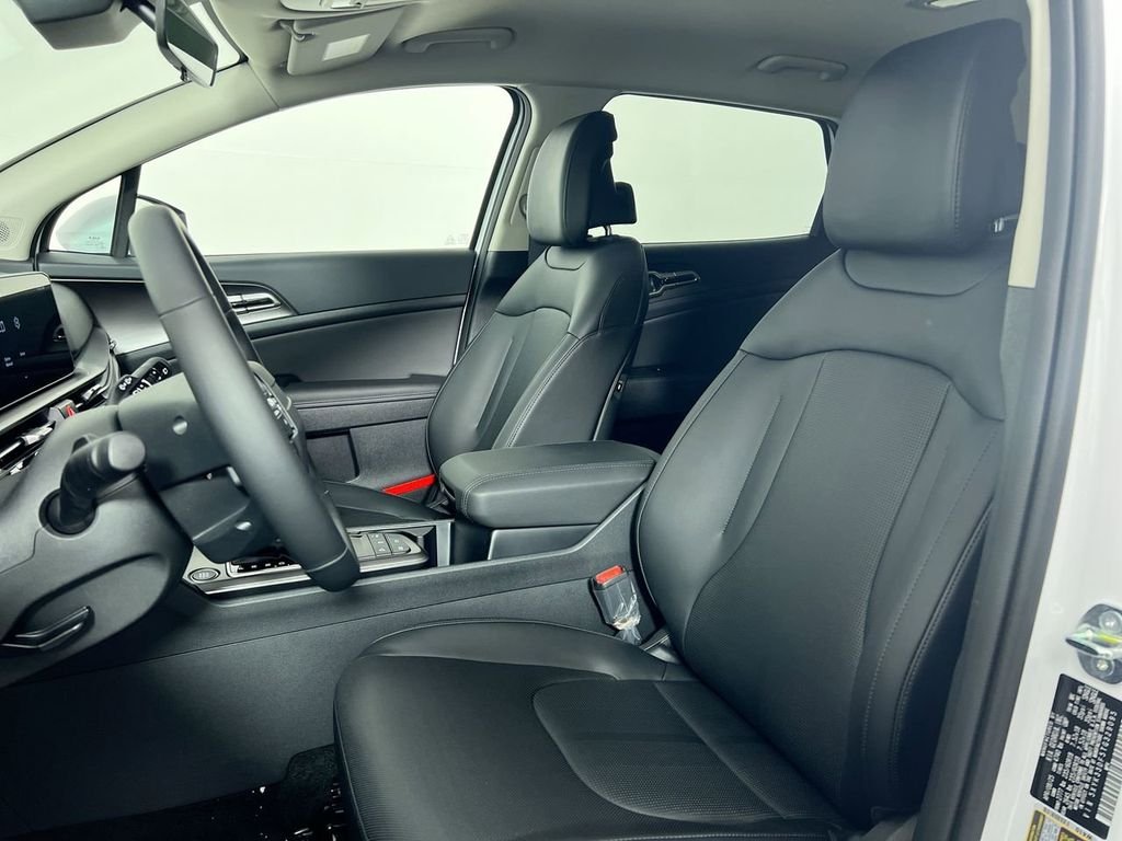 New 2026 Glacial White Pearl Kia EX image 14