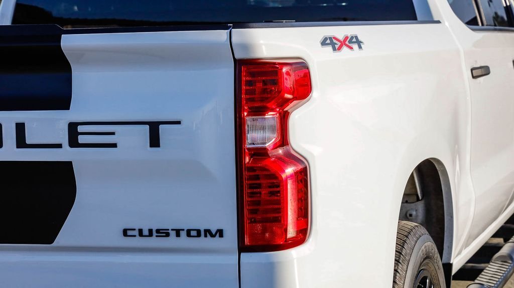 Used 2023 Summit White Chevrolet Custom image 10