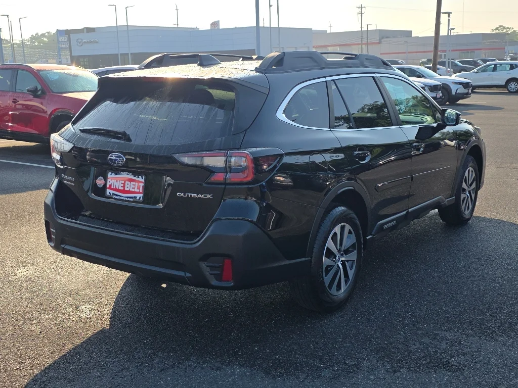 2021 Subaru Outback Premium - Photo 16
