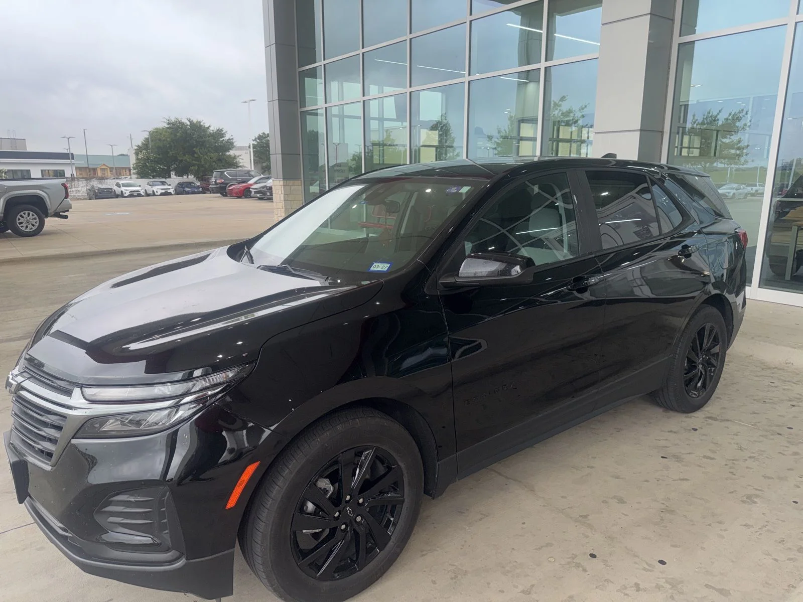 2024 Chevrolet Equinox LS's photo