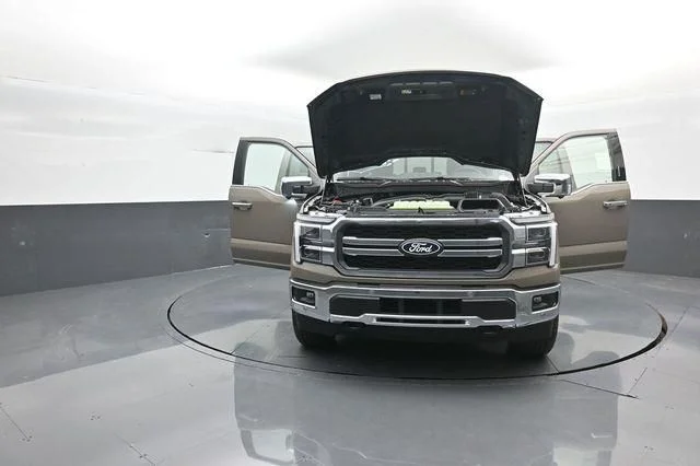 New 2026 Marsh Gray Ford Lariat® image 45
