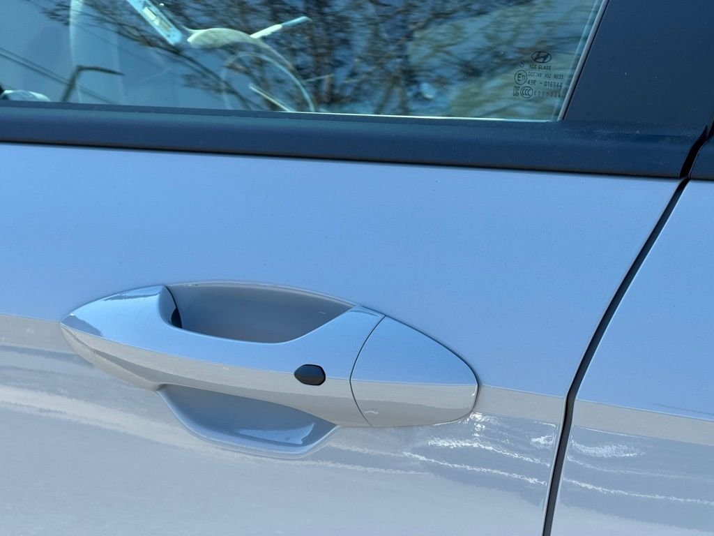 Used 2026 Gray Hyundai SE image 4