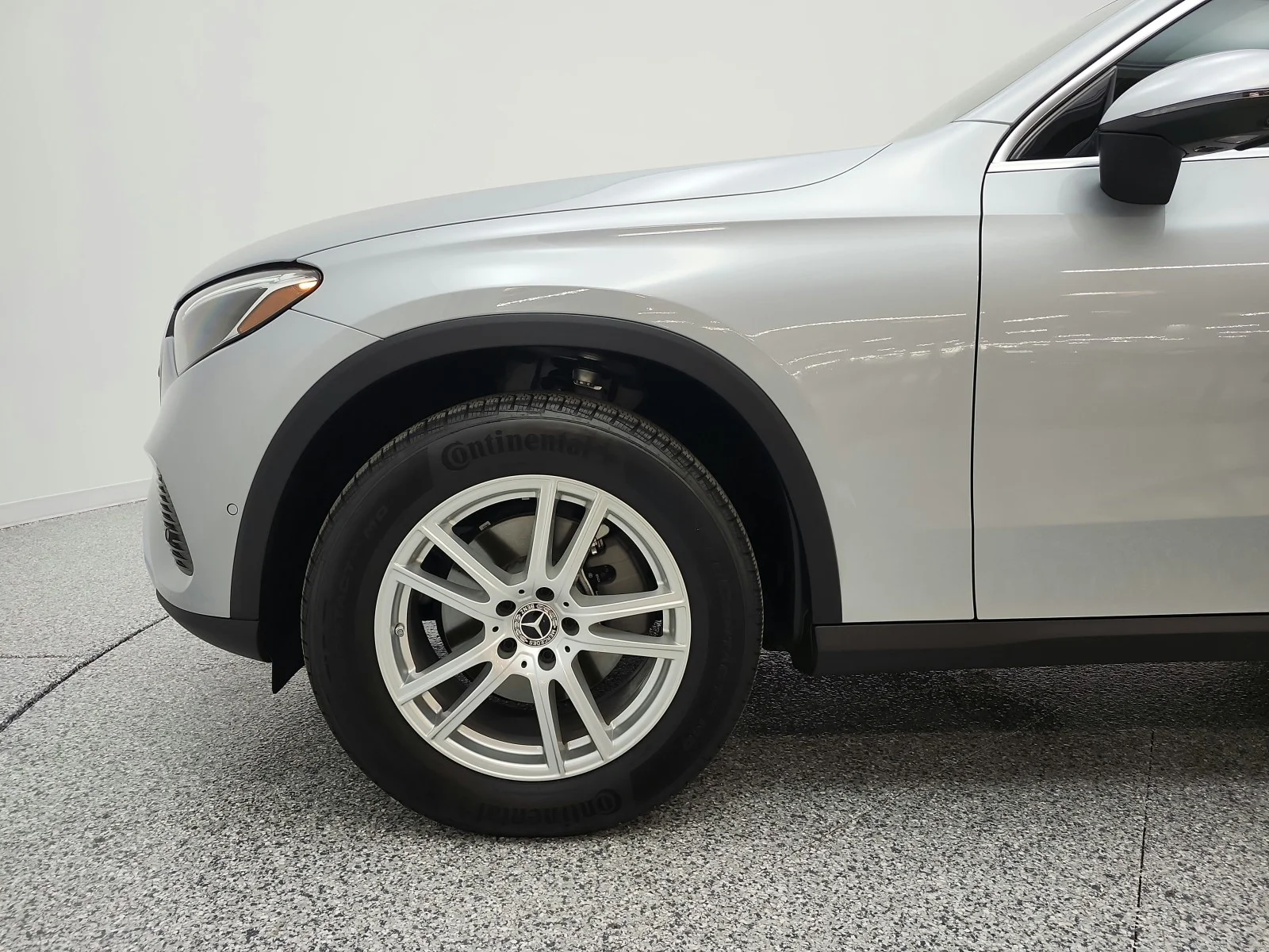 Certified Used 2025 Cirrus Silver Metallic Mercedes-Benz GLC 300 SUV image 28