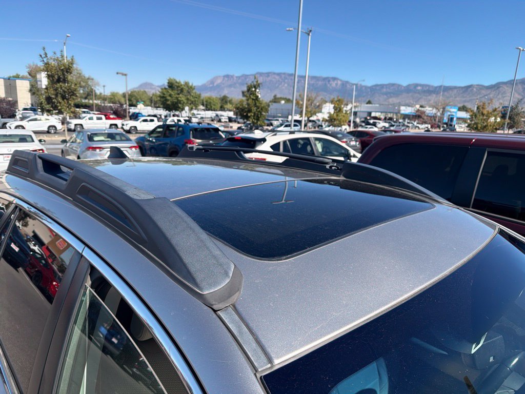 Used 2018 Gray Subaru 2.5i Premium image 5