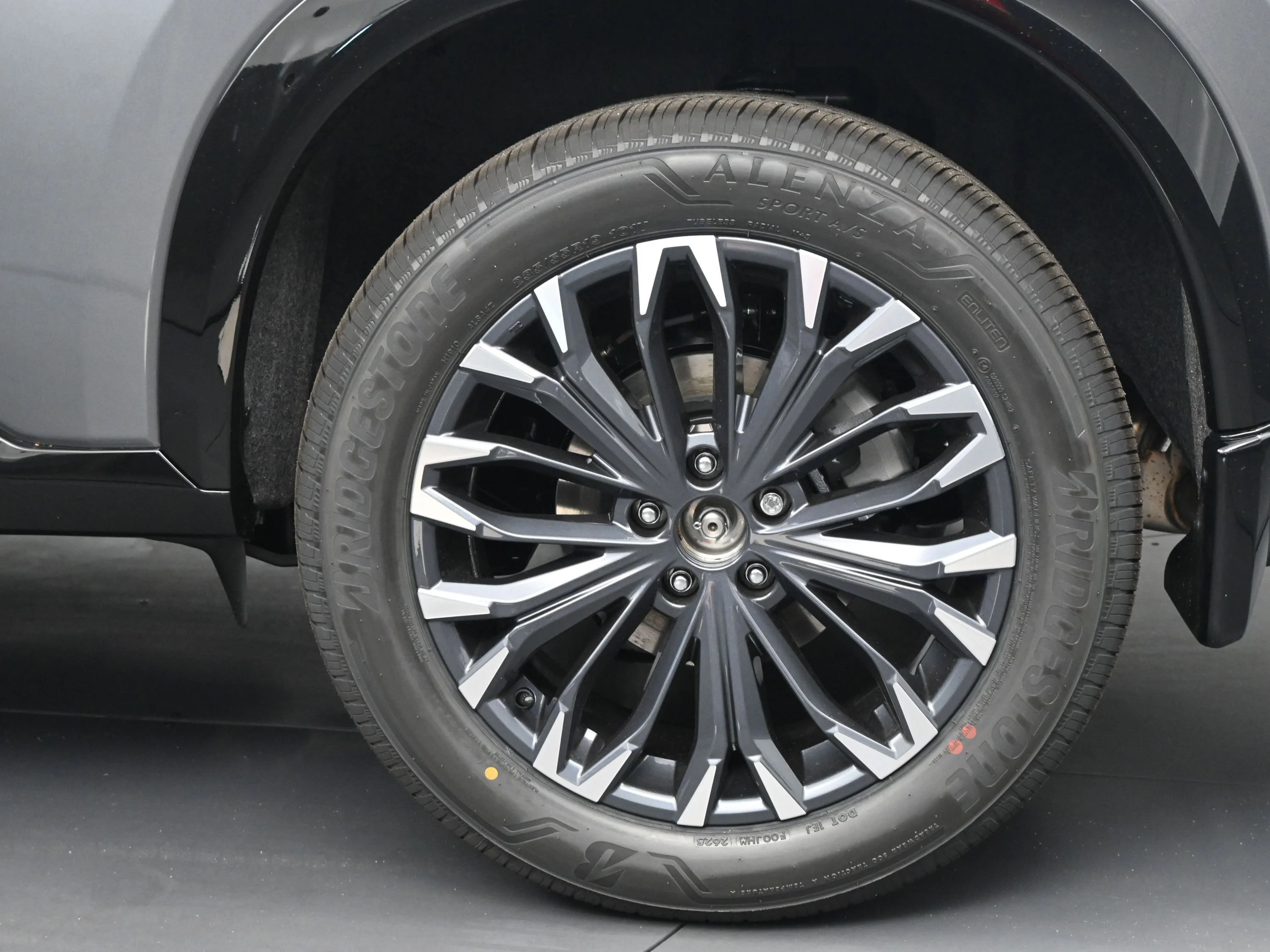 New 2026 Gun Metallic Nissan Platinum image 24