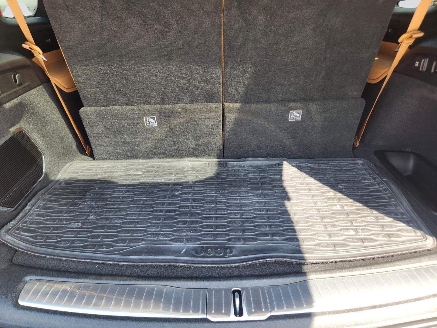 Used 2025 Bright White Clearcoat Jeep Summit Reserve image 33