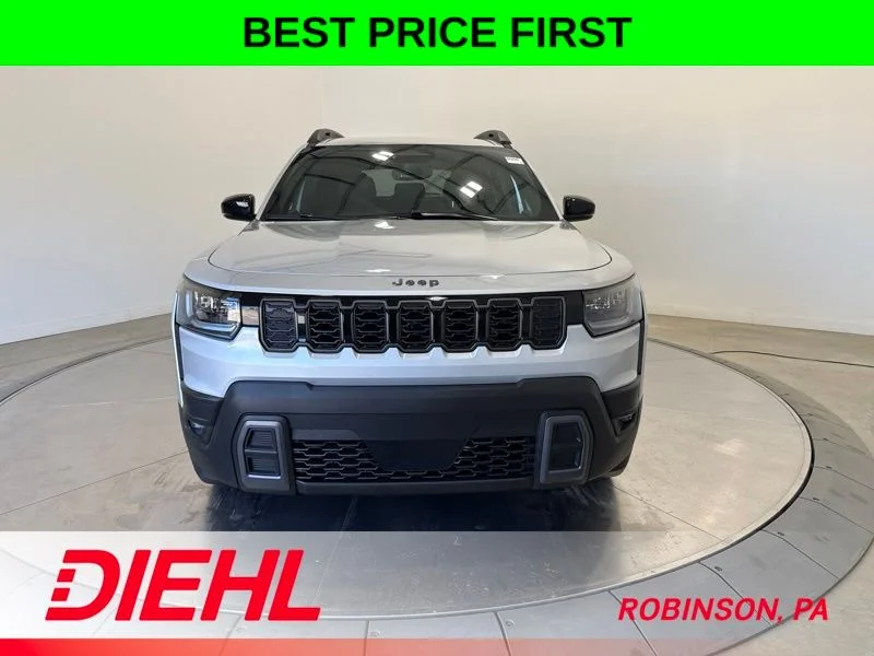 New 2026 Silver Zynith Clearcoat Jeep Limited image 2