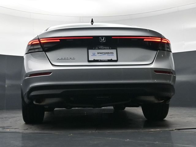 New 2026 Solar Silver Metallic Honda SE image 28