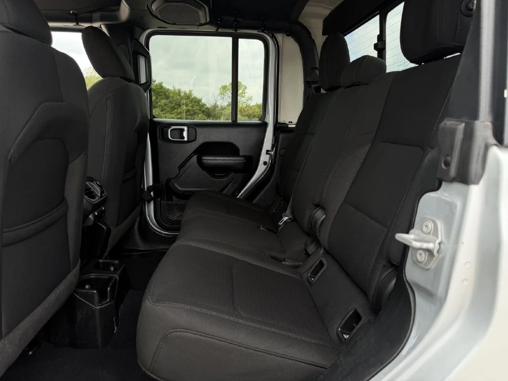 Used 2023 Silver Jeep Sport S image 26