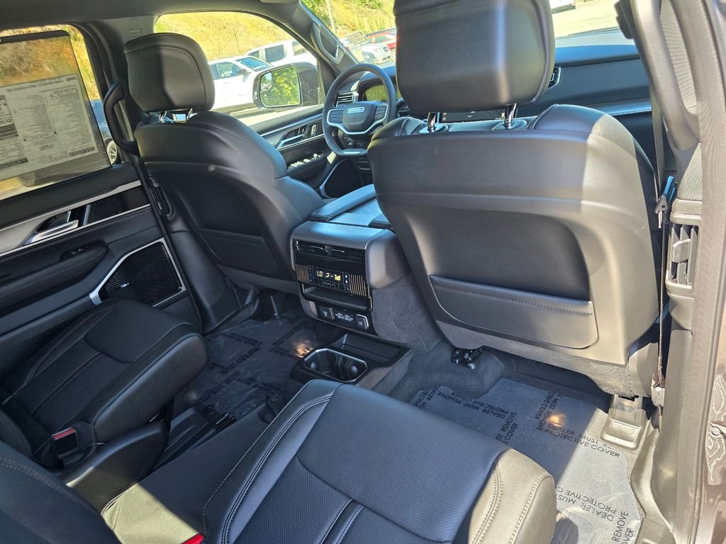 New 2026 Baltic-Gray Metallic Clear-Coat Exterior Paint Jeep Limited Reserve image 26