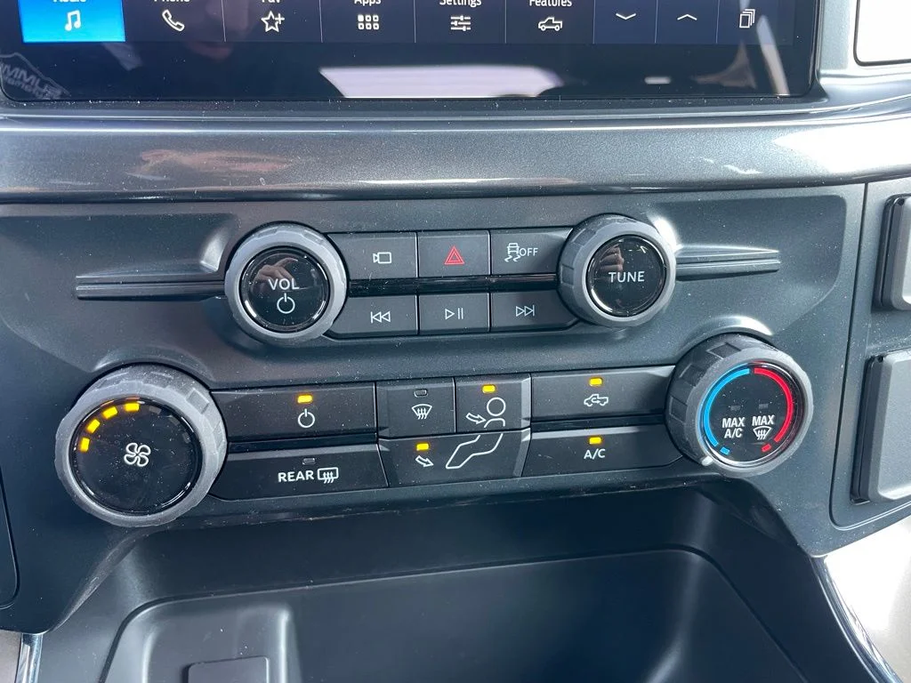2025 Ford F-150 STX - Photo 11