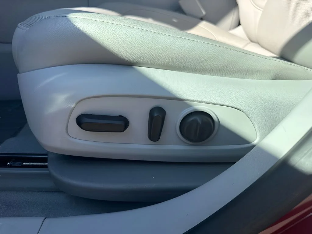 Used 2017 Red GMC SLT-1 image 11