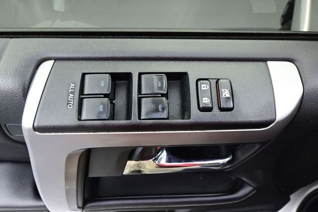 Used 2022 Classic Silver Metallic Toyota SR5 image 11