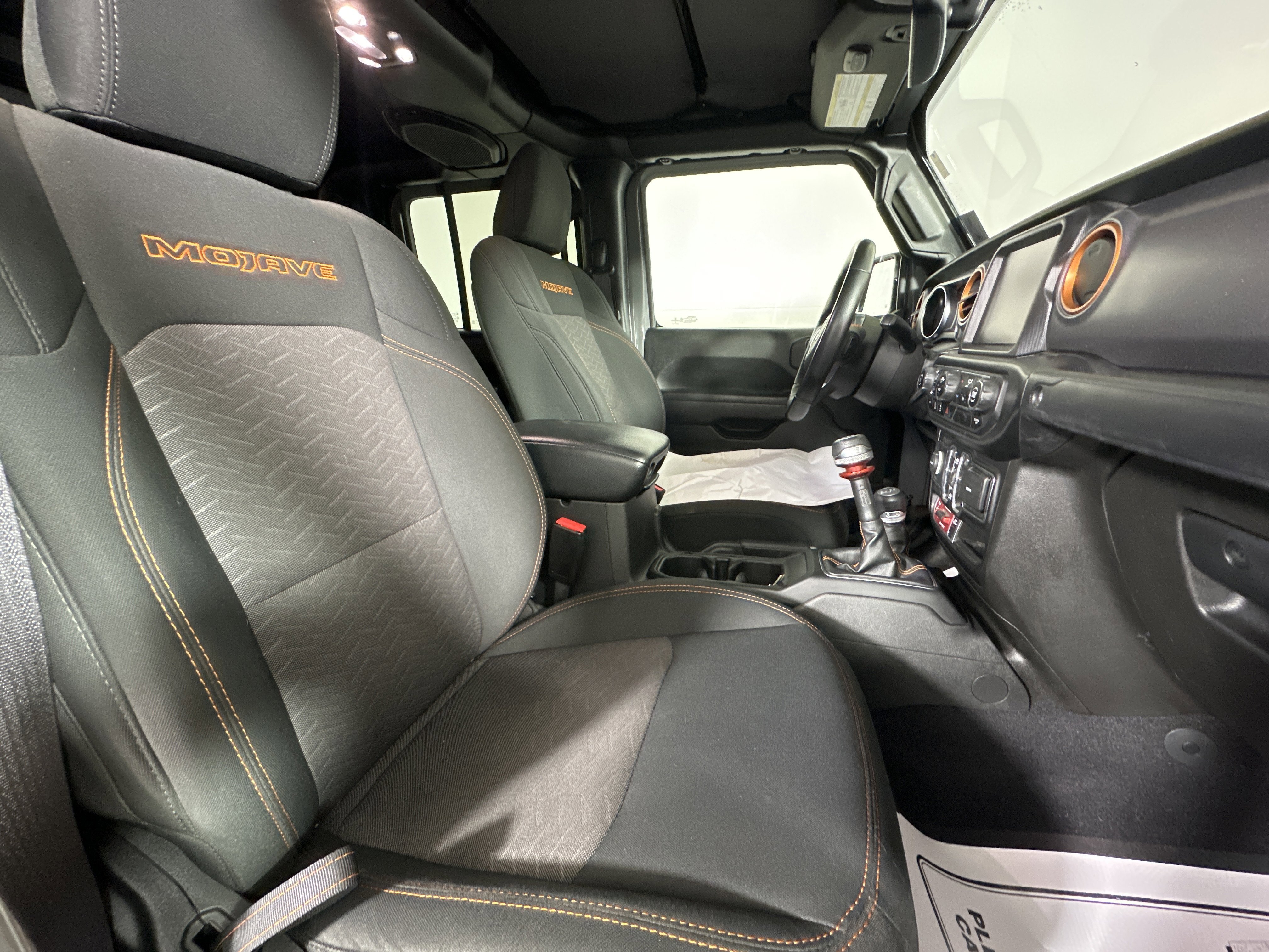 Used 2022 Sting-Gray Clearcoat Jeep Mojave image 26