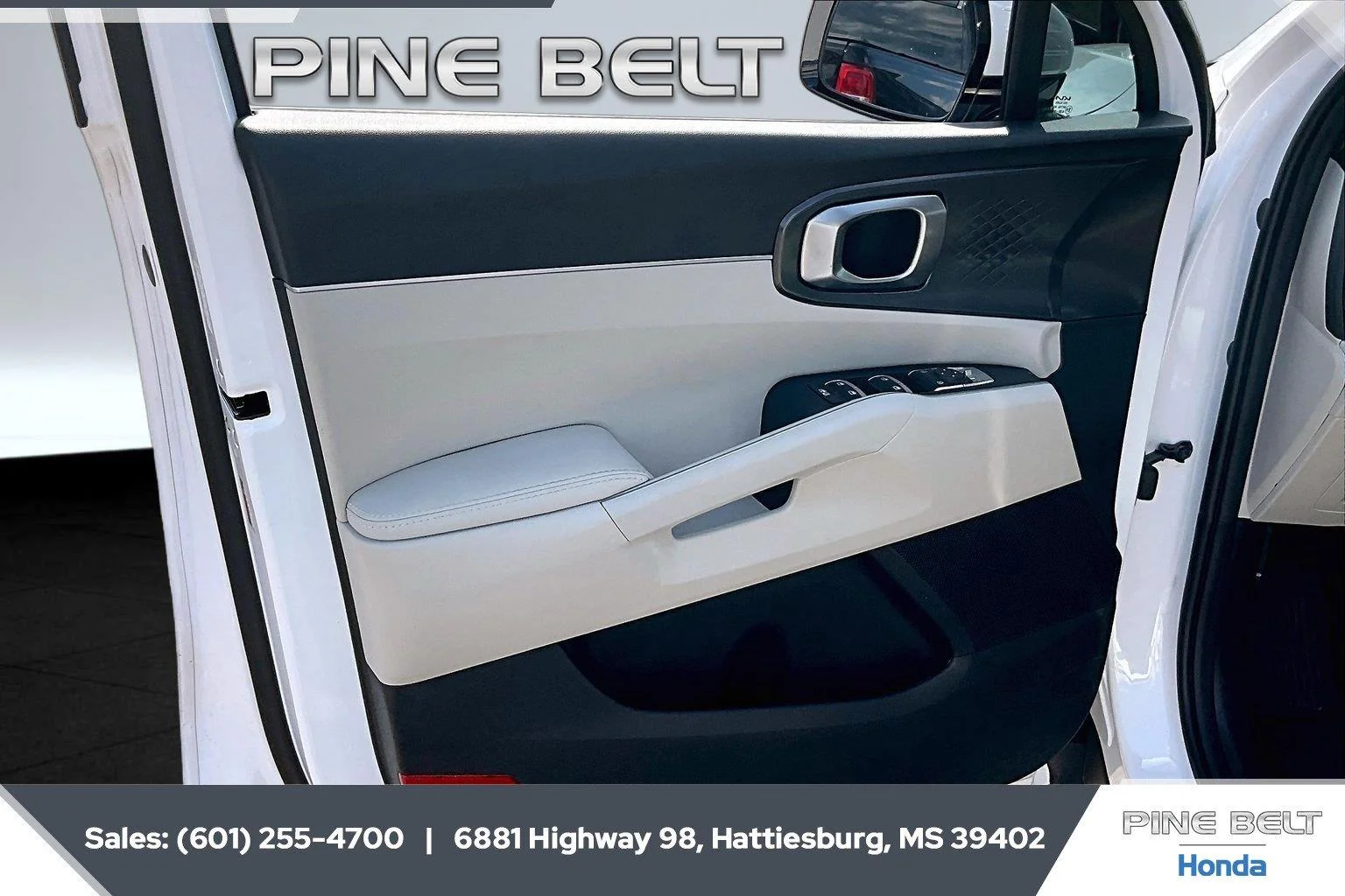 Used 2025 Glacial White Pearl Kia S image 17