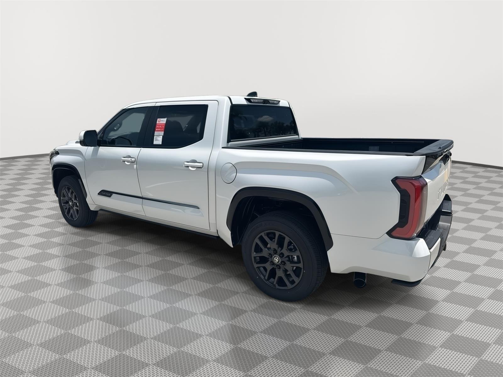 New 2026 Wind Chill Pearl <sup>1</sup> Toyota Tundra Platinum image 7