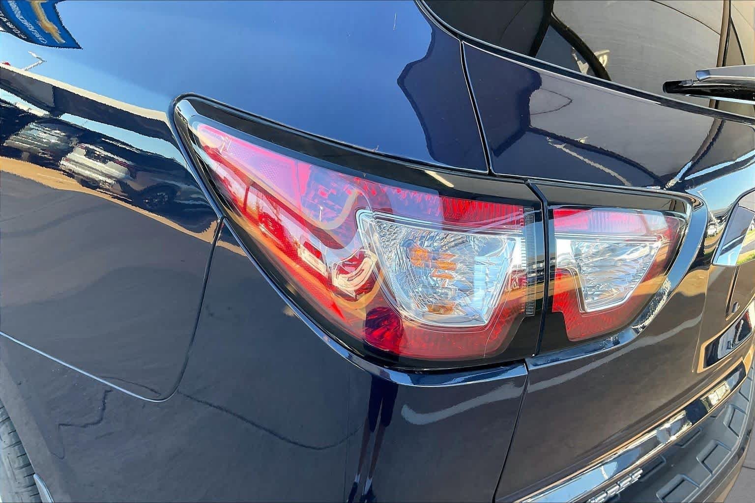 Used 2017 Blue Velvet Metallic Chevrolet LT image 27