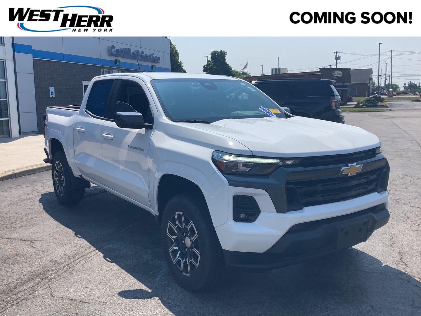 Used 2023 Summit White Chevrolet 4WD LT image 1