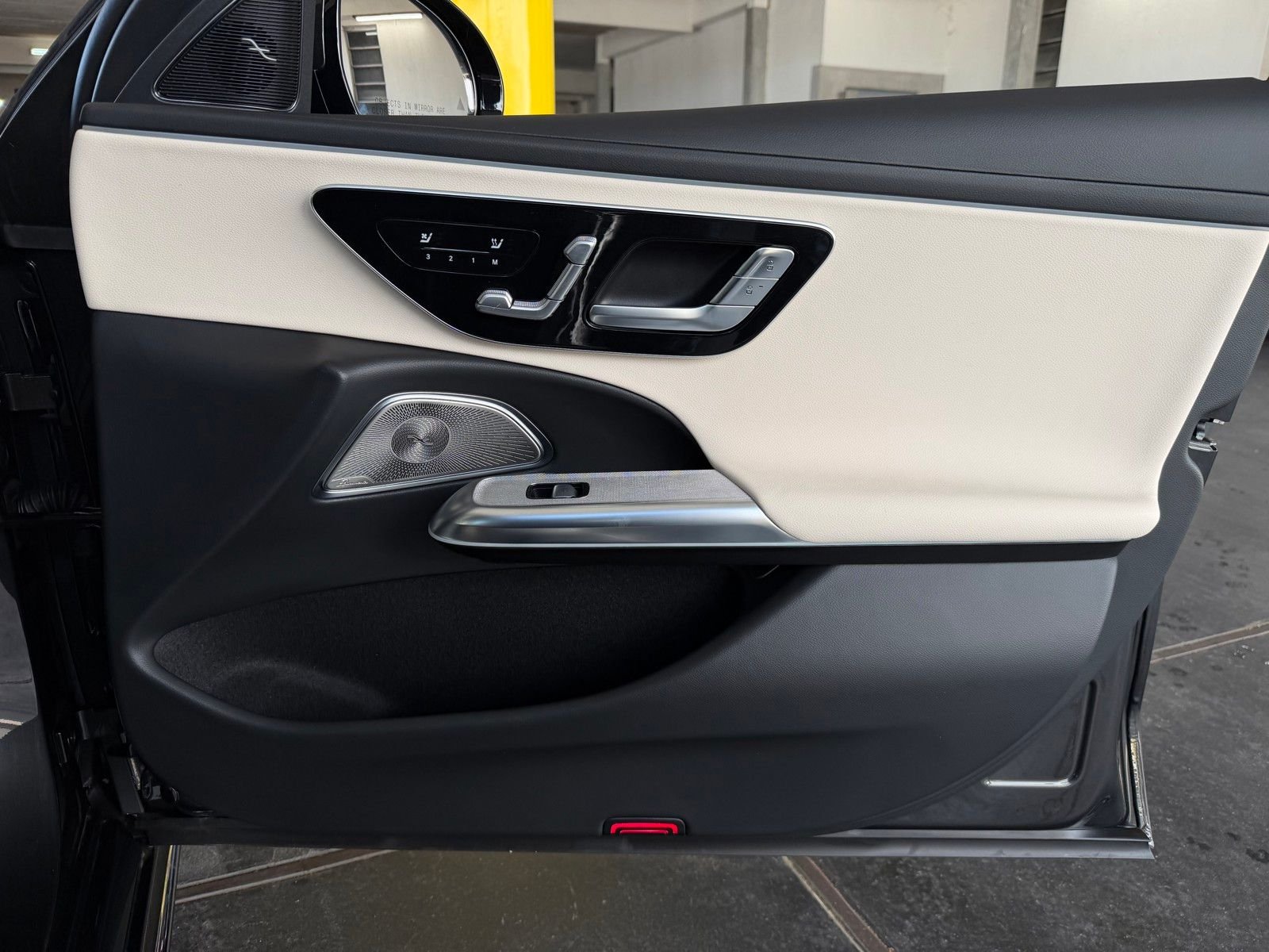 New 2026 Graphite Grey Metallic Mercedes-Benz E 450 image 19