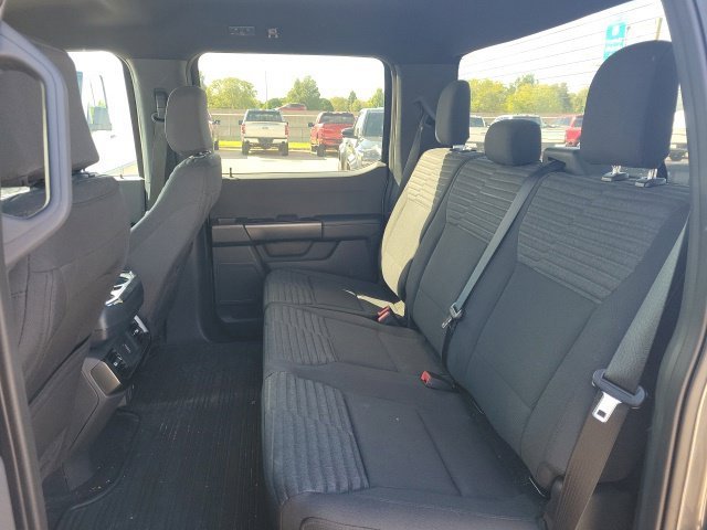 Used 2023 Gray Metallic Ford XL image 19